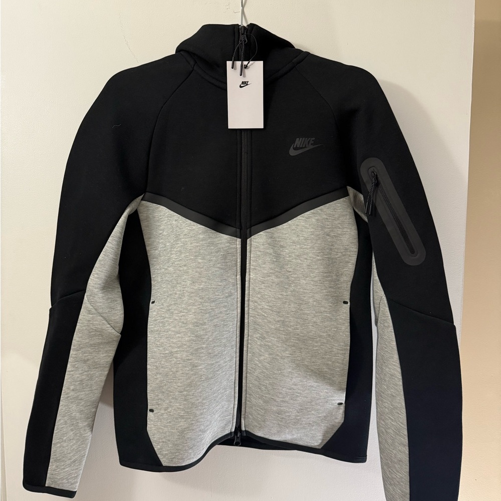 Nike Men's Tech Fleece Full-Zip Windrunner Hoodie